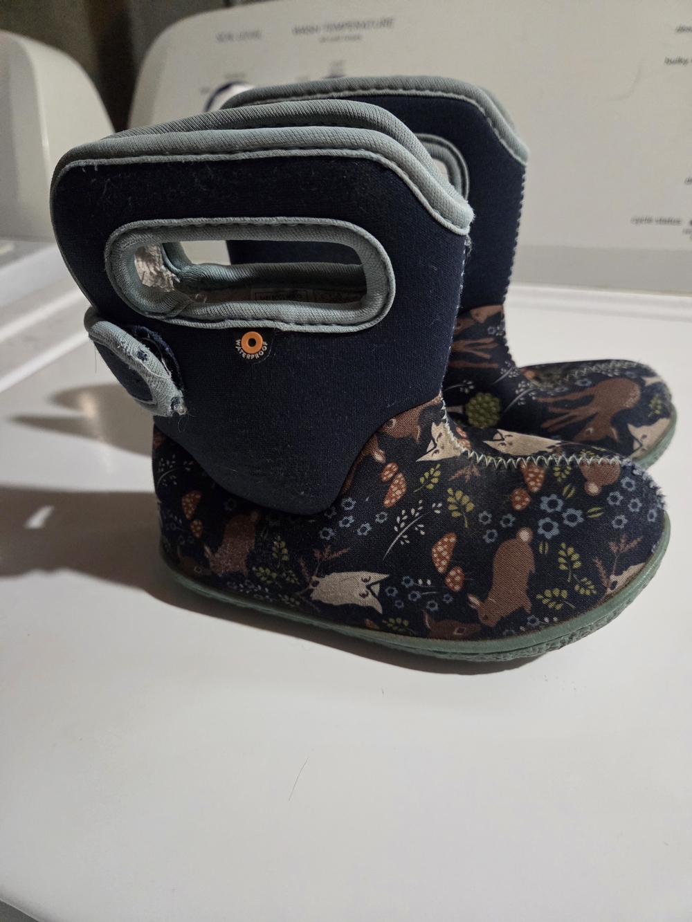 Bogs Kids Navy Woodland Print Pull-On Boots
